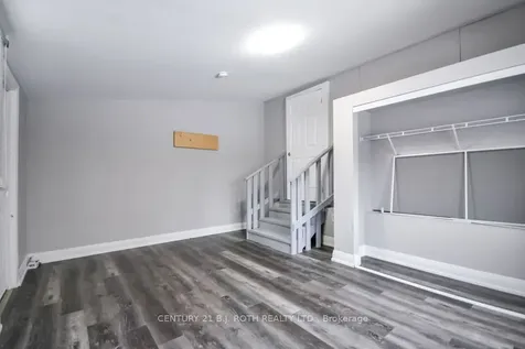 44 Sanford Street Barrie ON L4N 3C4