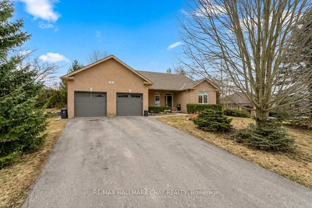 3 Forest Hill Drive Springwater ON L9X 0J4