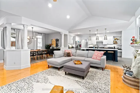 3 Forest Hill Drive Springwater ON L9X 0J4