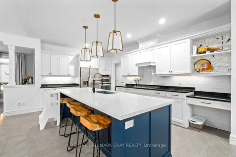 3 Forest Hill Drive Springwater ON L9X 0J4