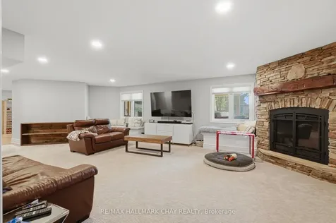 3 Forest Hill Drive Springwater ON L9X 0J4
