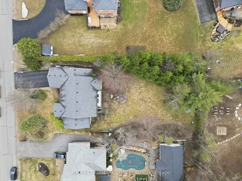 3 Forest Hill Drive Springwater ON L9X 0J4