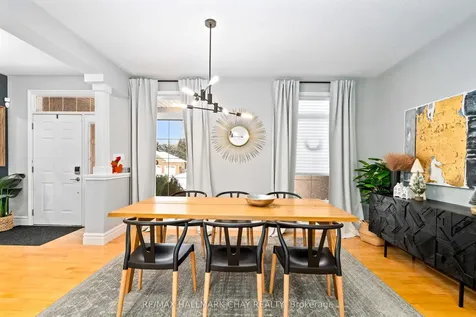 3 Forest Hill Drive Springwater ON L9X 0J4