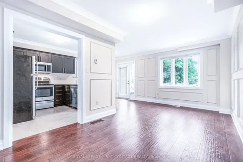 29 Madelaine Drive Barrie ON L9J 0G8