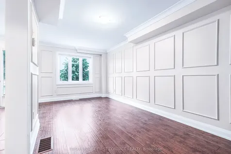 29 Madelaine Drive Barrie ON L9J 0G8