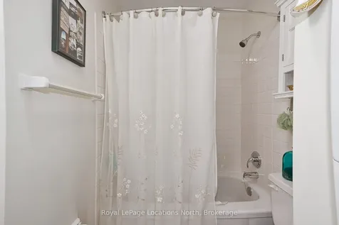 172 Escarpment Crescent Collingwood ON L9Y 5B4