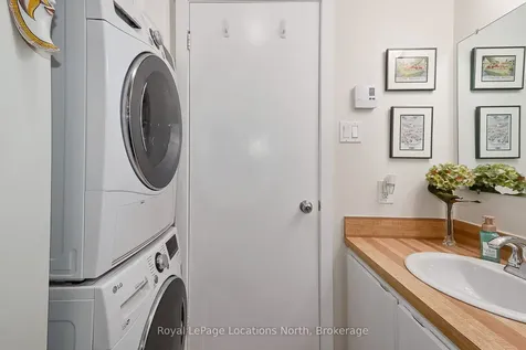 172 Escarpment Crescent Collingwood ON L9Y 5B4