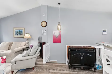 172 Escarpment Crescent Collingwood ON L9Y 5B4