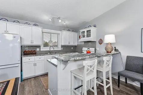 172 Escarpment Crescent Collingwood ON L9Y 5B4