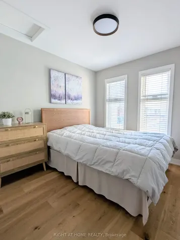 22 Westwood Avenue Barrie ON L9J 0M6