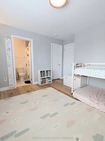 22 Westwood Avenue Barrie ON L9J 0M6