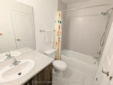 22 Westwood Avenue Barrie ON L9J 0M6