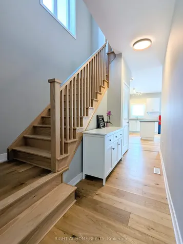 22 Westwood Avenue Barrie ON L9J 0M6