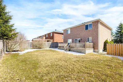 212 Pringle Drive Barrie ON L4N 0P5