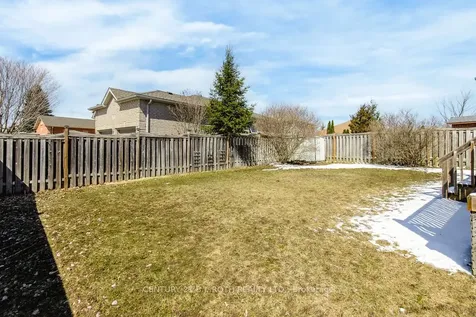 212 Pringle Drive Barrie ON L4N 0P5