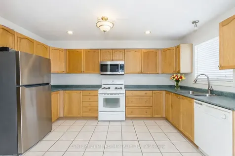 212 Pringle Drive Barrie ON L4N 0P5