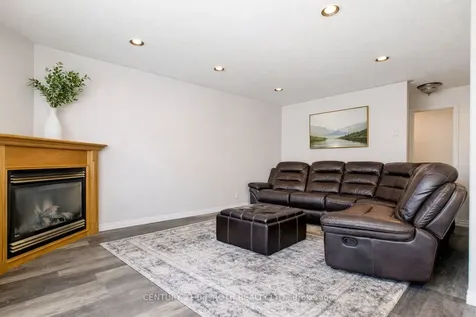 212 Pringle Drive Barrie ON L4N 0P5