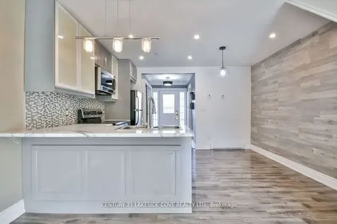 81 Laguna Parkway N Ramara ON L0K 1B0
