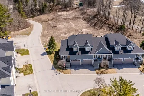 57 High Vista Drive Oro-medonte ON L4M 4Y8