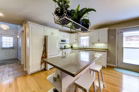 275 Huron Street Clearview ON L0M 1S0