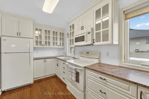 65 Donald Street Barrie ON L4N 1E5