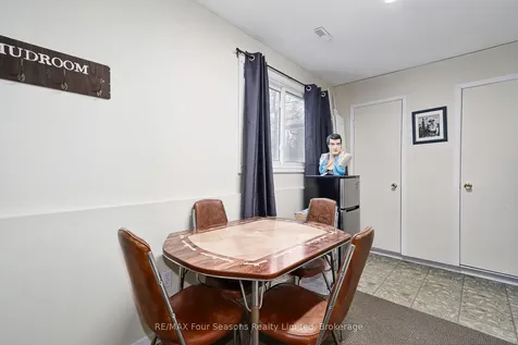 218 Datas Drive Clearview ON L0M 1S0