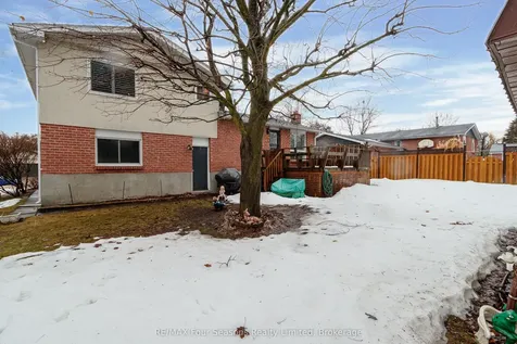 218 Datas Drive Clearview ON L0M 1S0