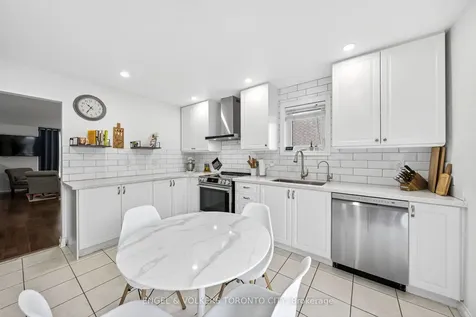 168 Hurst Drive Barrie ON L4N 8P6