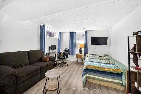 168 Hurst Drive Barrie ON L4N 8P6