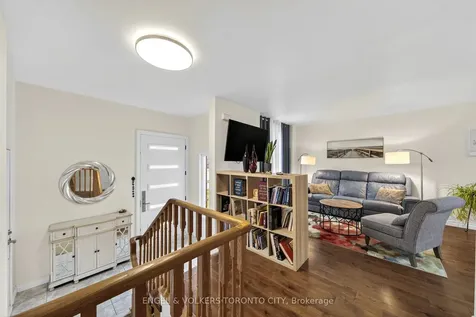 168 Hurst Drive Barrie ON L4N 8P6