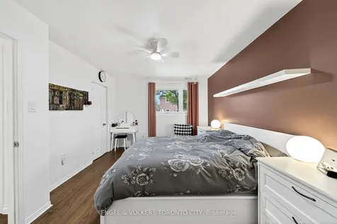 168 Hurst Drive Barrie ON L4N 8P6