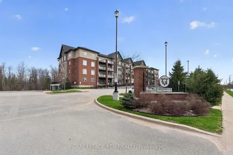 5 Greenwich Street Barrie ON L4N 7Y8