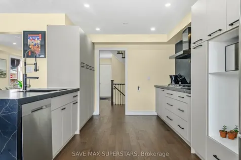 54 Gore Drive Barrie ON L4N 5R5