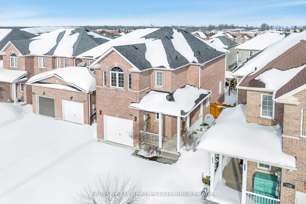 104 Stanley Street Barrie ON L4M 6V5