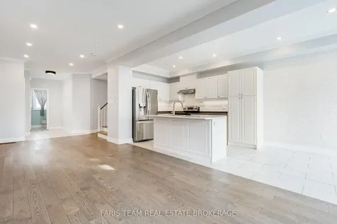 104 Stanley Street Barrie ON L4M 6V5