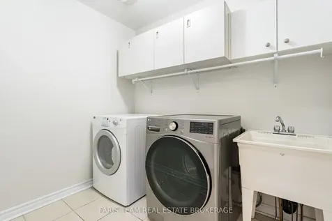 104 Stanley Street Barrie ON L4M 6V5