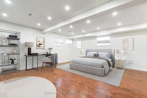 104 Stanley Street Barrie ON L4M 6V5