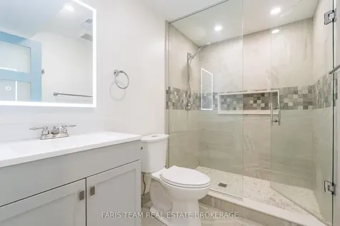 104 Stanley Street Barrie ON L4M 6V5