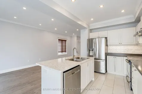 104 Stanley Street Barrie ON L4M 6V5