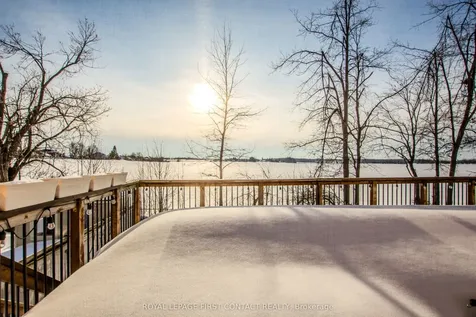 30 Forsyth Crescent Barrie ON L4N 5K4