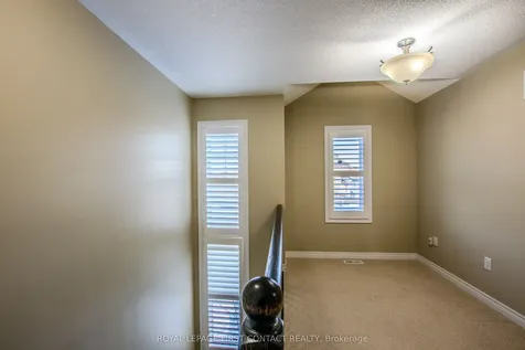 30 Forsyth Crescent Barrie ON L4N 5K4