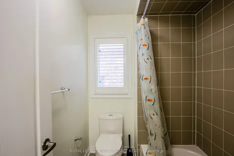 30 Forsyth Crescent Barrie ON L4N 5K4