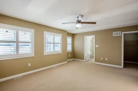 30 Forsyth Crescent Barrie ON L4N 5K4