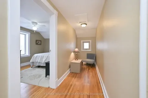 48 Caroline Street W Clearview ON L0M 1G0