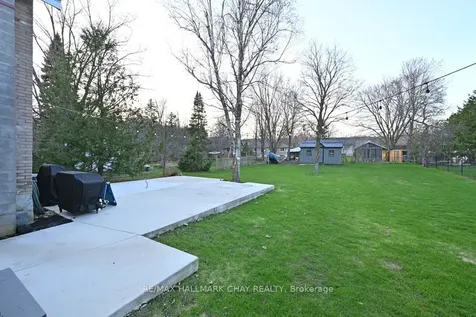 48 Caroline Street W Clearview ON L0M 1G0