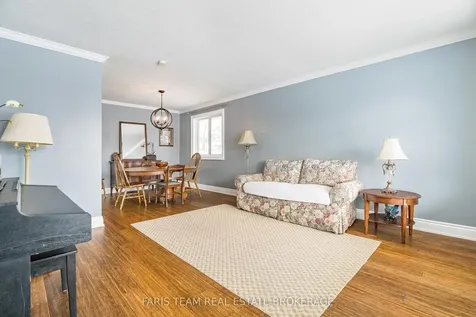 10 Davies Crescent Barrie ON L4M 2M3