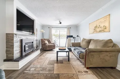 10 Davies Crescent Barrie ON L4M 2M3