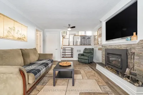 10 Davies Crescent Barrie ON L4M 2M3