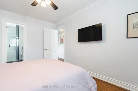 10 Davies Crescent Barrie ON L4M 2M3