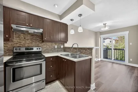 12 Lankin Boulevard Orillia ON L3Y 6T2